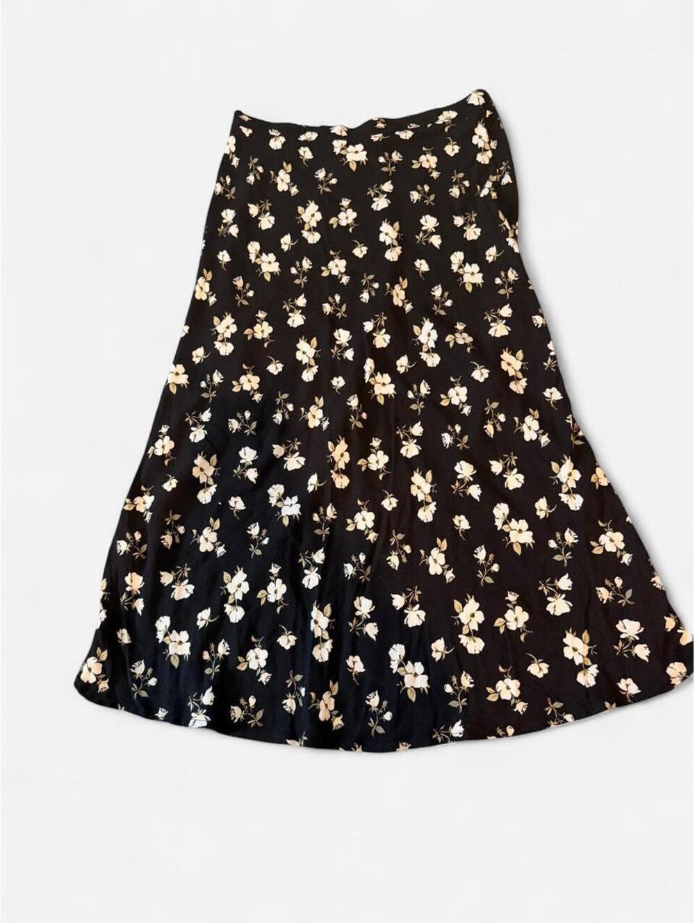 Old Navy Women's Black and Multi Skirt